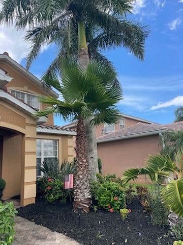 Project Stunning Mulch Transformation in Fort Myers image